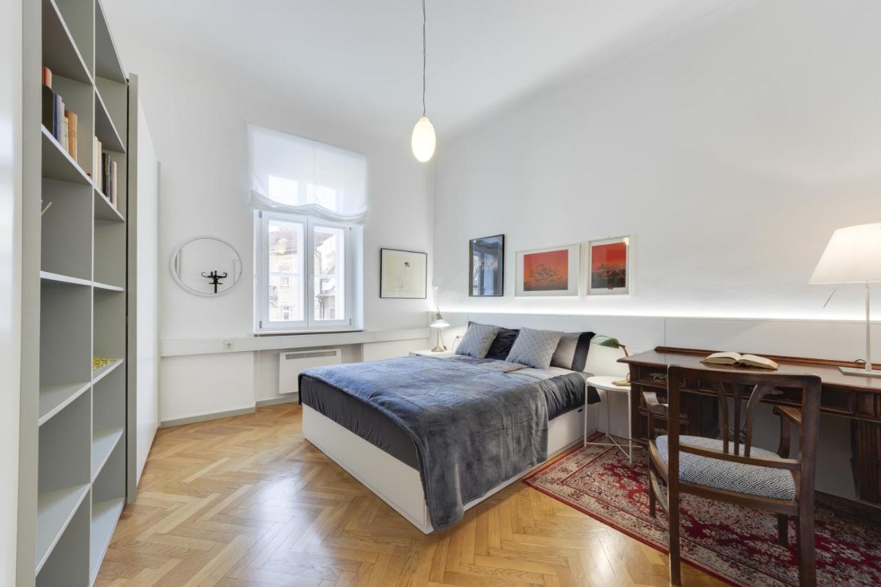 City Center Apartment With Parking Liubliana Exterior foto
