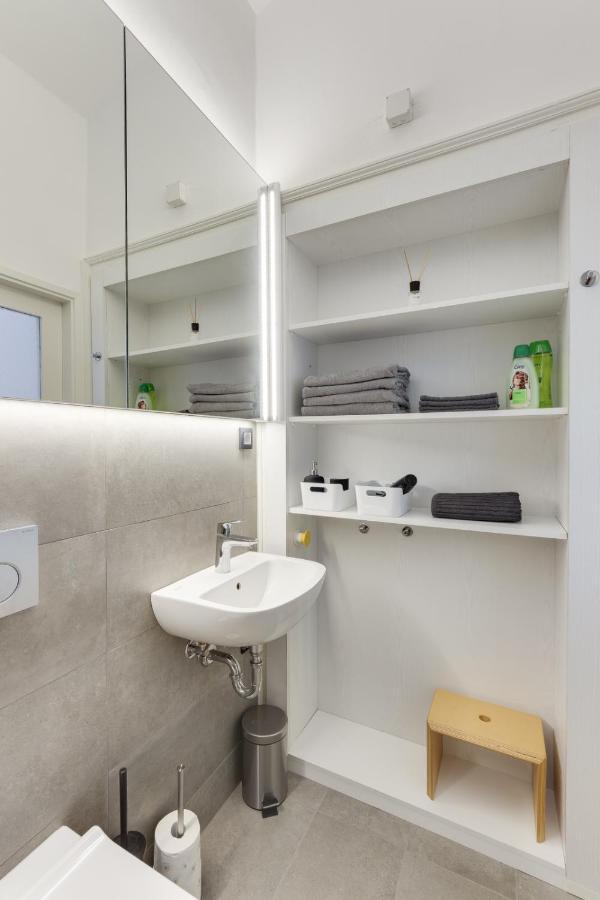 City Center Apartment With Parking Liubliana Exterior foto